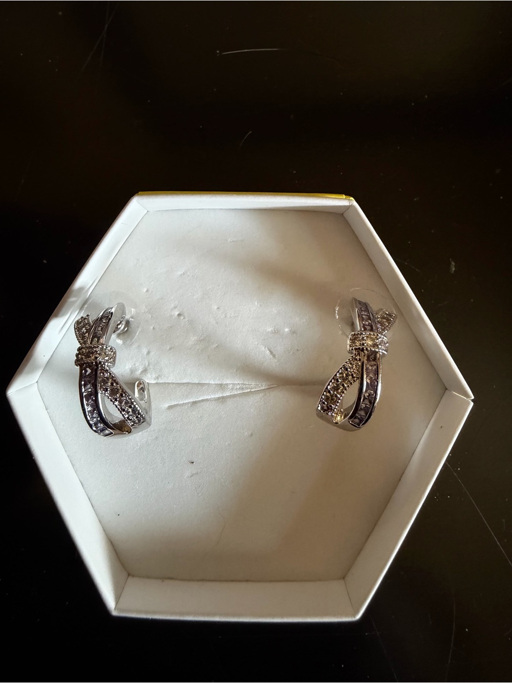 Lavender and Cz on Rhodium: Bow